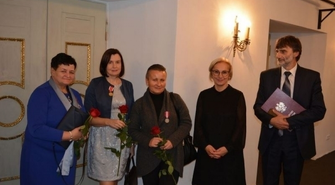 Nauczyciele SP2 odebrali odznaczenia państwowe