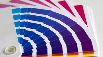 W ten sposób najszybciej pomalujesz ściany i sufit