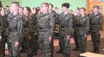 Ślubowanie klas mundurowych w Sławie