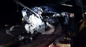 Siła uderzenia tak duża, że z pojazdu wypadł silnik