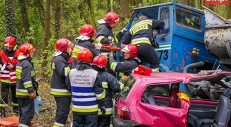 Zastępy strażaków z 6 powiatów ćwiczyły na Kaczych Dołach