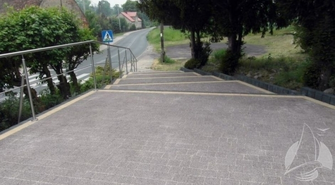 W Starym Strączu oddano schody do użytku