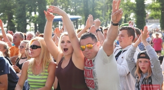 Gorące powitanie lata w rytmie disco