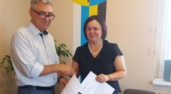 Powiat z gminą wybudują chodniki