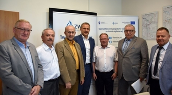 Podpisano umowę na realizację największej inwestycji w historii sławskiej gminy