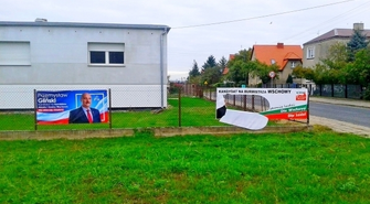 Wandale zniszczyli baner wyborczy kandydata na burmistrza