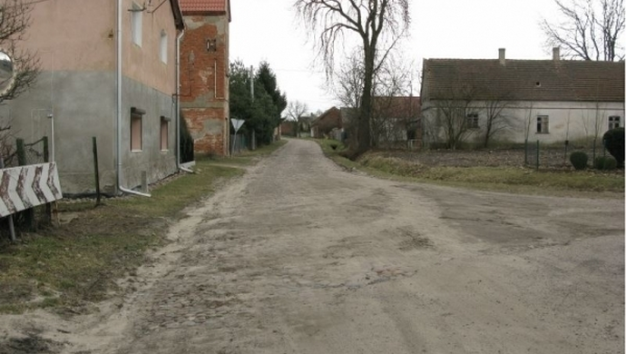 Gmina przebuduję drogę w Grabownie