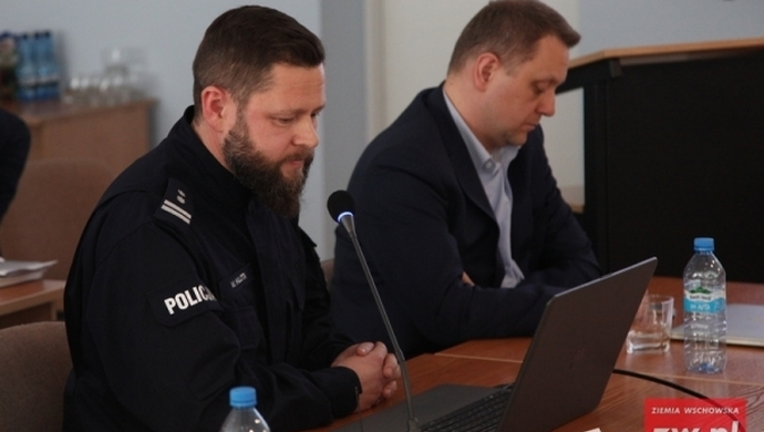 Przemoc domowa, czy przemoc w rodzinie? Dyskusja na sesji Rady Powiatu Wschowskiego