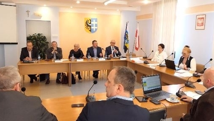 Wniosek o udostępnienie kontaktu telefonicznego i adresu mailowego do radnych powiatowych