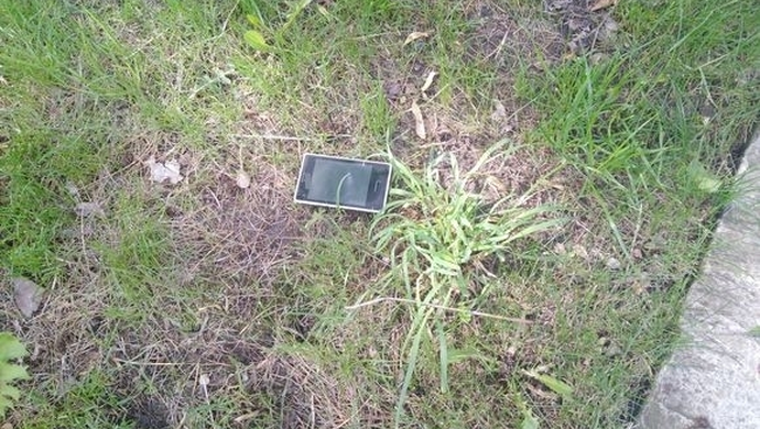 Okradając altankę zgubił telefon komórkowy