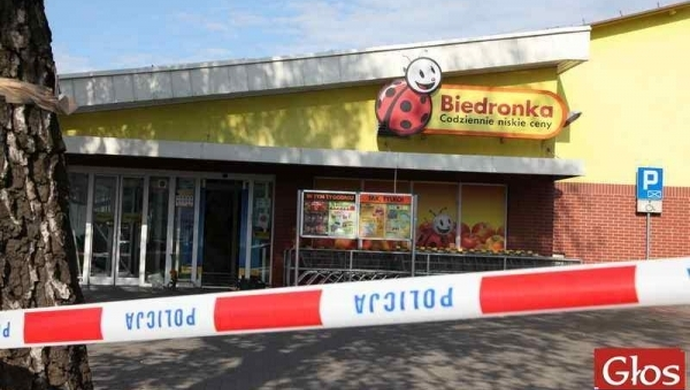 Skuteczny atak na bankomat