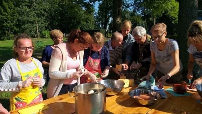Zabawy sportowe i integracyjne ważne dla mieszkańców DPS