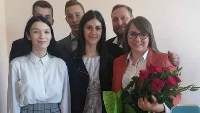 Nauczycielka została doktorem nauk humanistycznych