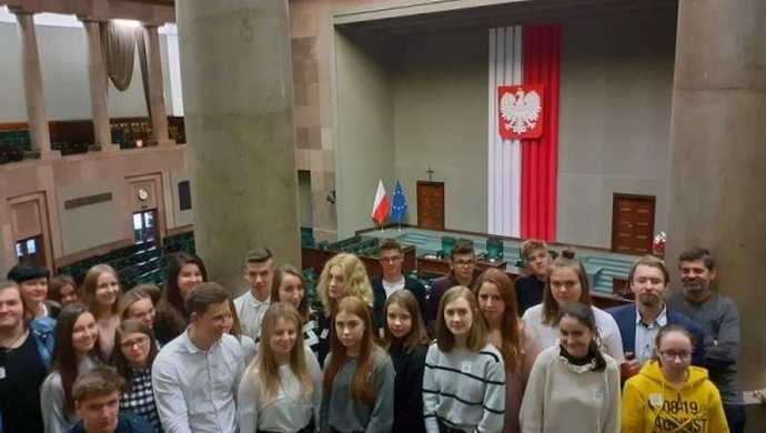- projekt Lubuskie Obywatelskie Inicjatywy Młodzieżowe