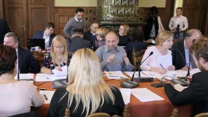 Wniesiono autopoprawki do projektów