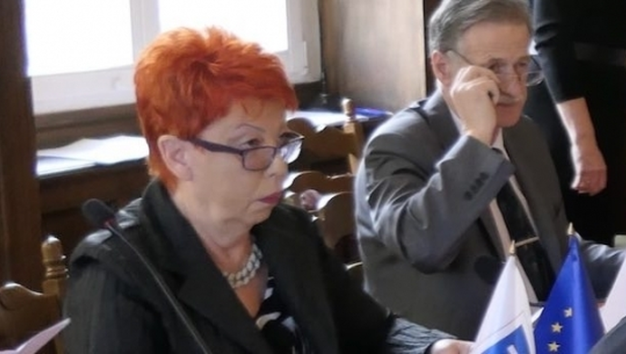 Rada podzielona