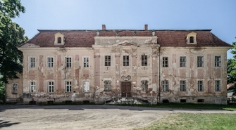 Co z pałacem w Sicinach?