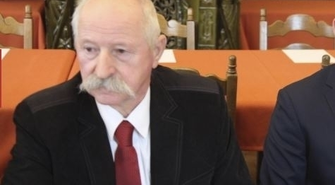 Radny wnioskuje o skrócenie czasu opłat parkingowych do godziny 17:00