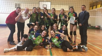 Siatkarki ze Szlichtyngowej awansowały do wojewódzkiego finału