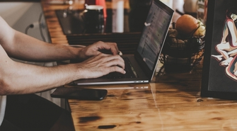 Czy rejestracja pacjentów online wpływa na pracę przychodni?