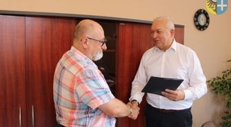 Umowa na remont drogi Stare Drzewce - Konradowo podpisana