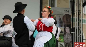 Artyści na scenie podczas Europejskich Dni Dziedzictwa - FILM