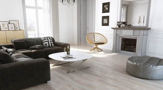 Podłoga jesionowa w nowoczesnych wnętrzach