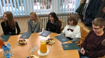 - obejmie stanowisko na posiedzeniu Rady