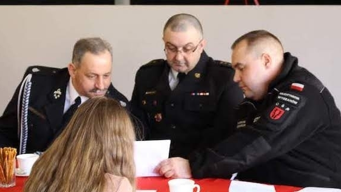 - dla uczniów szkół podstawowych 