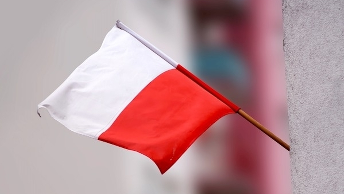  - pamiętaj o wywieszeniu flagi