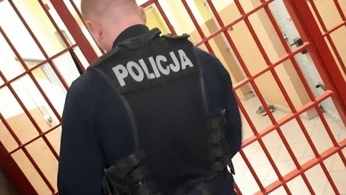 Dzielnicowi zatrzymali złodziei alkoholu