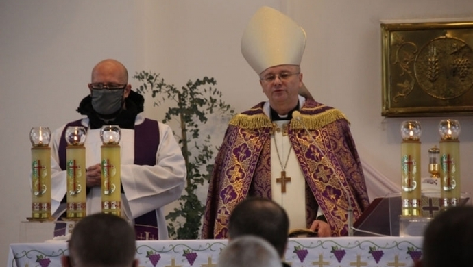 Msza św. pogrzebowa za śp. ks. Krzysztofa Maksymowicza [RELACJA]