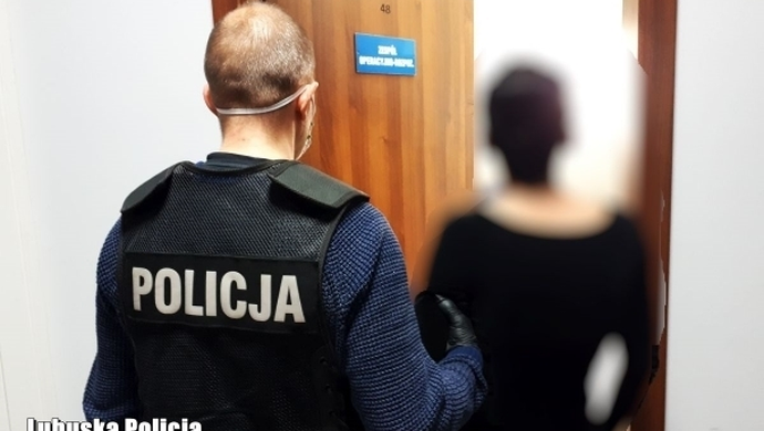 Zgłosiła kradzież pojazdu, aby kryć partnera!