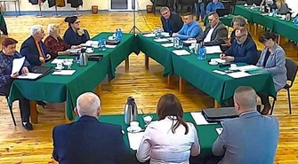 - NIE - dla przemysłowej fermy trzody chlewnej w Starych Drzewcach