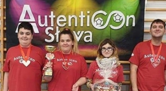 - zwycięzcami Autenticon Sława