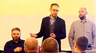  Spotkanie Burmistrza Antkowiaka i urzędników z mieszkańcami Tylewic