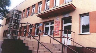  położony w Sławie, przy ulicy Ogrodowej 1