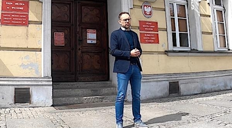 - briefing burmistrza Antkowiaka