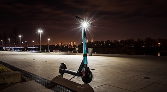 Test hulajnóg elektrycznych od Motus - Scooty 8.5 i Scooty 6.5