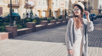 Kardigan – sposób na niebanalny look