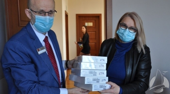 Kolejny sprzęt trafi do uczniów