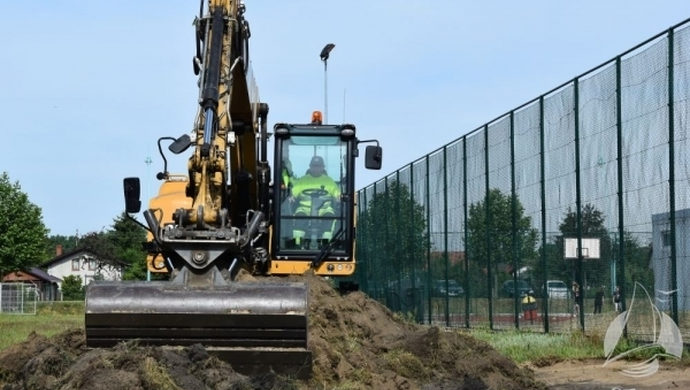 Teren przy Orliku placem budowy