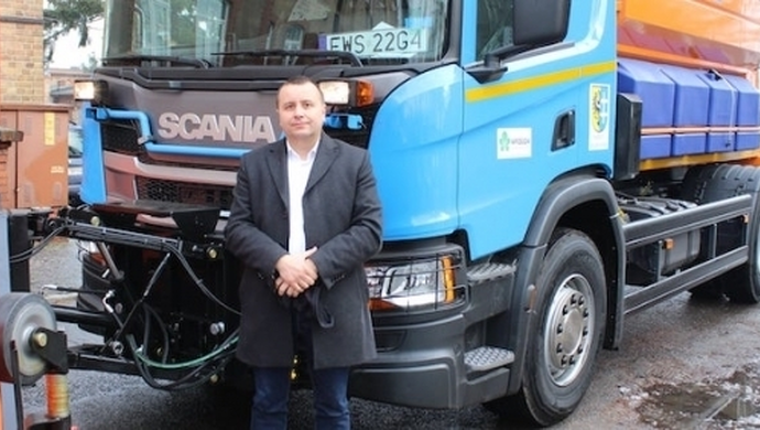 Będzie bezpieczniej - nowy sprzęt na powiatowych drogach