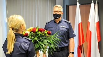 Inspektor Tomasz Kłosowski po 30 latach żegna się z policyjnym mundurem [ZDJĘCIA]