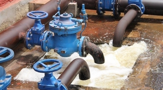 Gdzie i dlaczego stosuje się zasuwy klinowe?