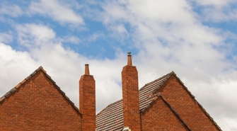 Kominy – co warto wiedzieć na ich temat? 