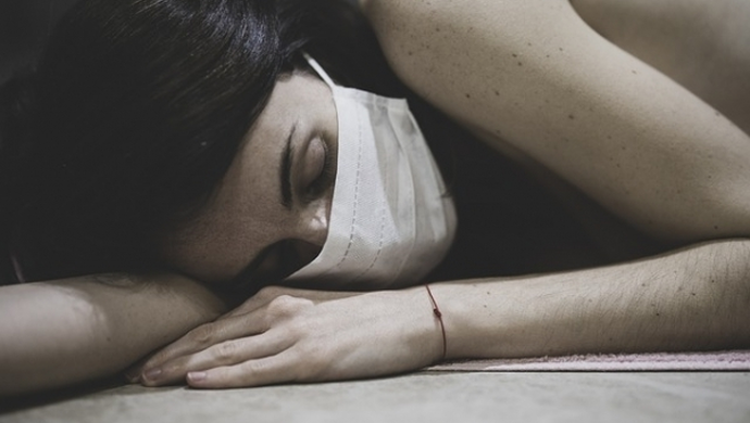 Depresja poporodowa – jak zrozumieć, rozpoznać i leczyć?