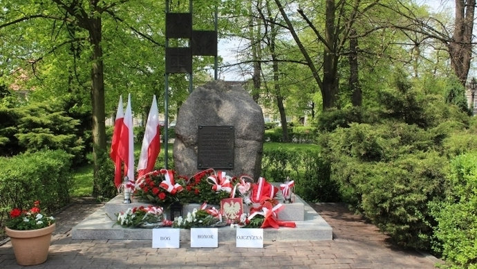 Gmina Szlichtyngowa: 231 Rocznica Uchwalenia Konstytucji 3 Maja