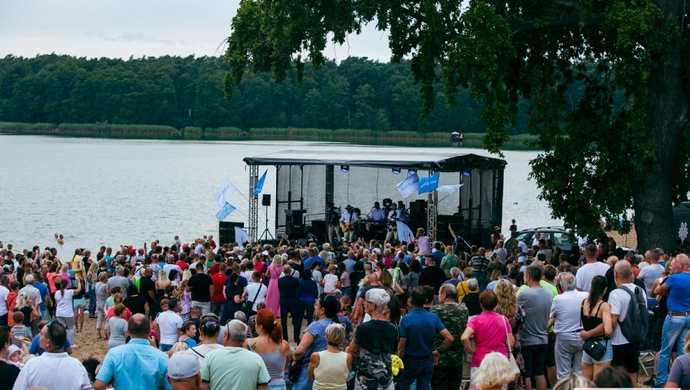 Baciary przyciągnęły tłumy! Koncert w Lginiu (VIDEO)