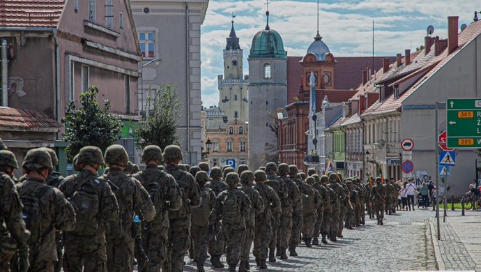 Przez miasto przemaszerowali żołnierze. III Rajd na Wschowę (ZDJĘCIA)